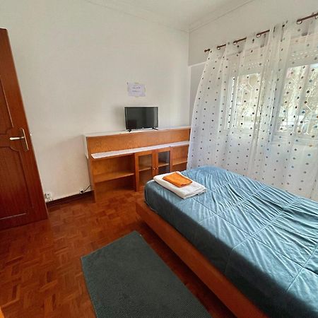 Quarto De Casal Acolhedor Laranjeiro  Bagian luar foto