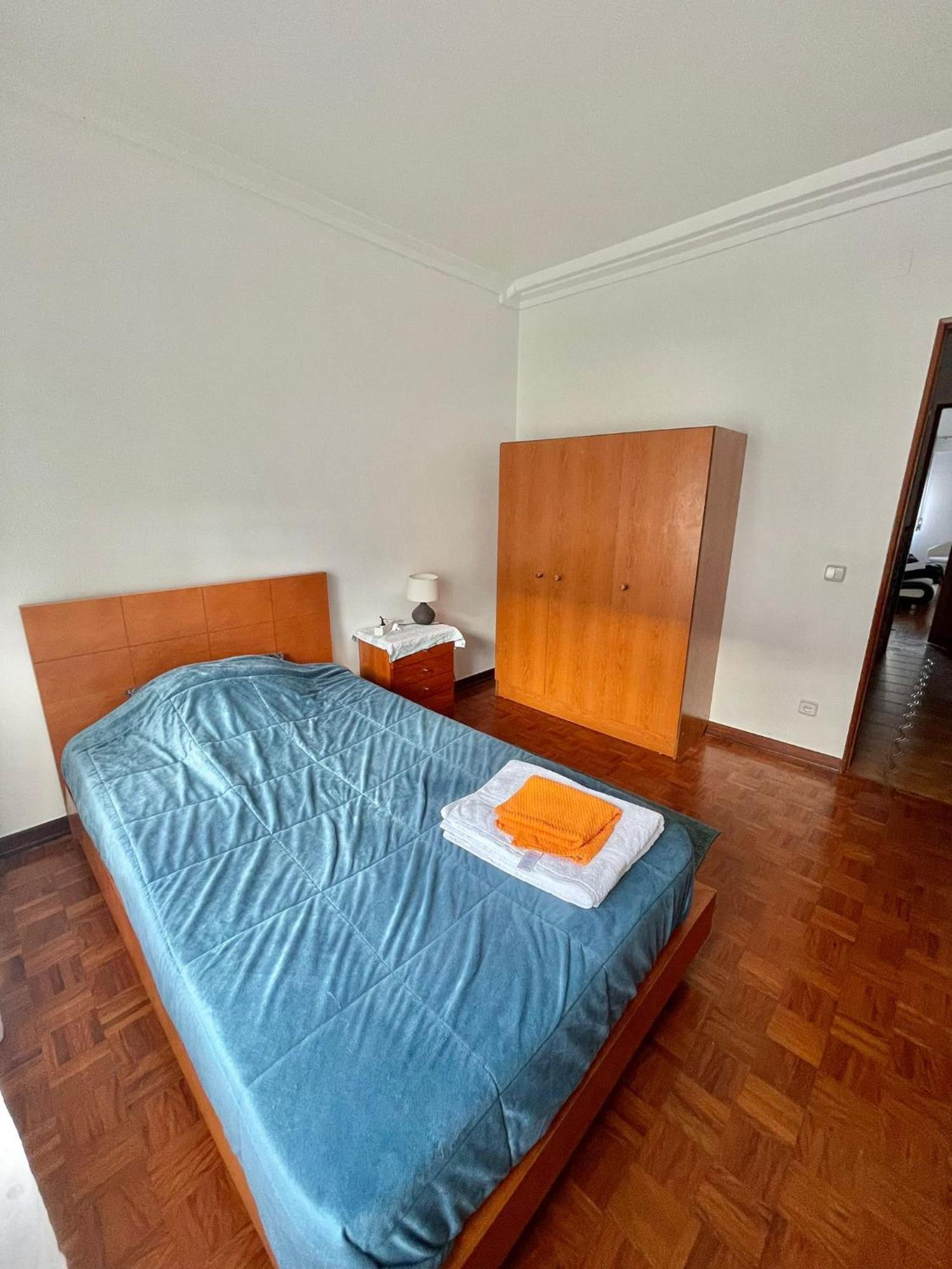 Quarto De Casal Acolhedor Laranjeiro  Bagian luar foto